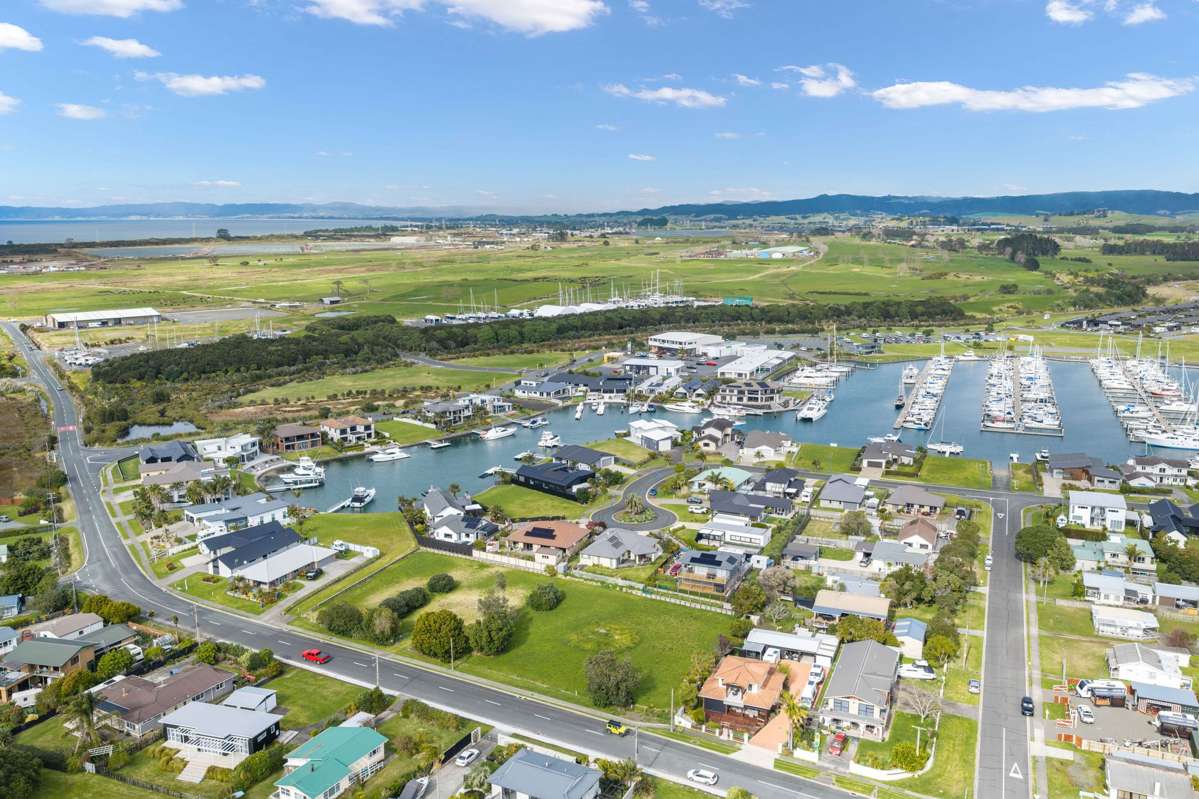133 - 135 Marsden Bay Drive_1