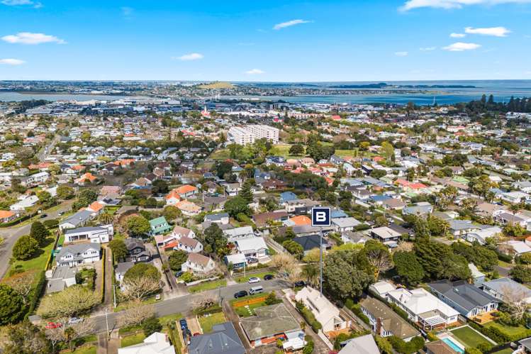 1/10 Taiere Terrace Onehunga_15