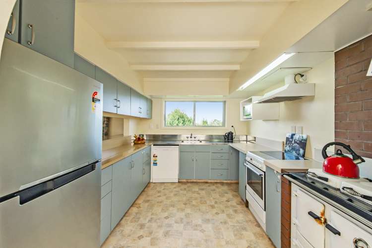 353 Swamp Road Springfield_8