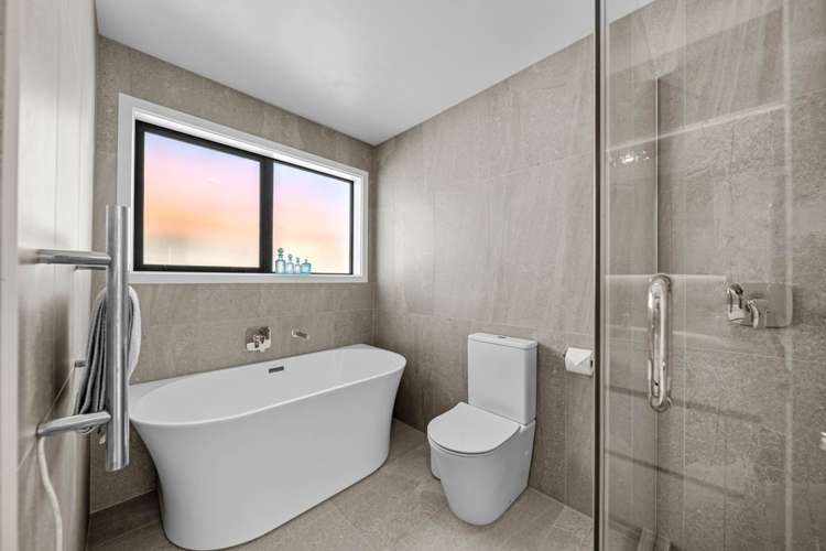 562d Beach Road Rothesay Bay_19