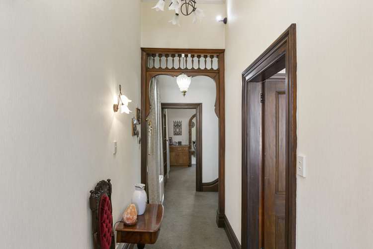 2 Te Wharepouri Street Berhampore_5