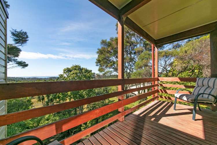 422 Huia Road Laingholm_11