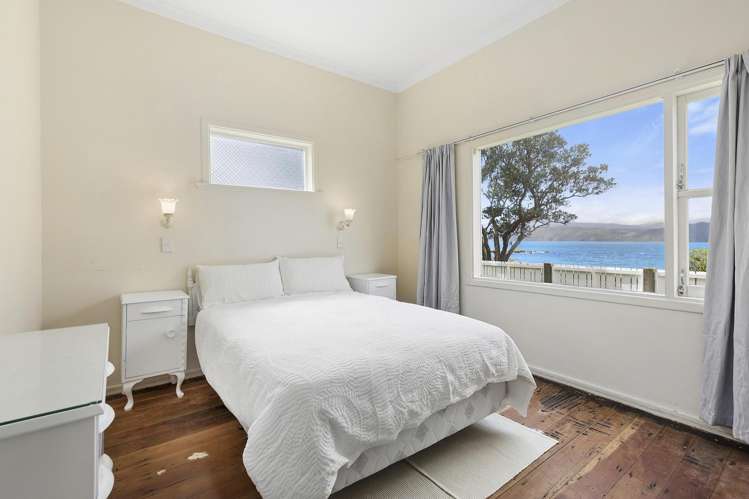 311 Karaka Bay Road Karaka Bays_11