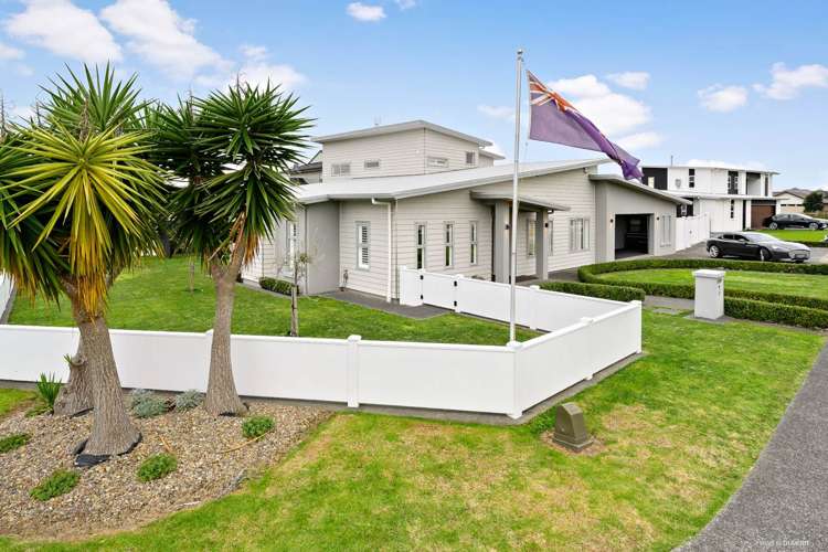 33 Constellation Avenue Beachlands_11