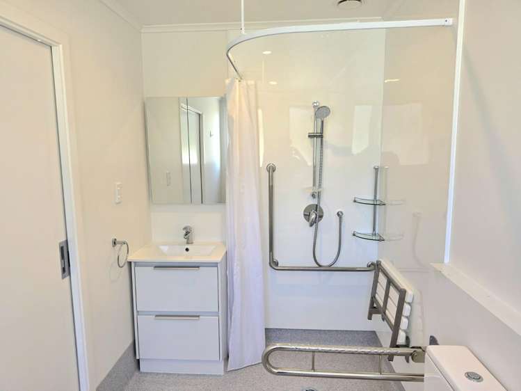 1/16B MacLean Street 1370_9