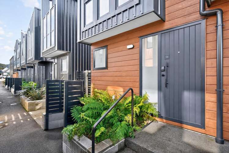 9/24 Fitzherbert Road Wainuiomata_19