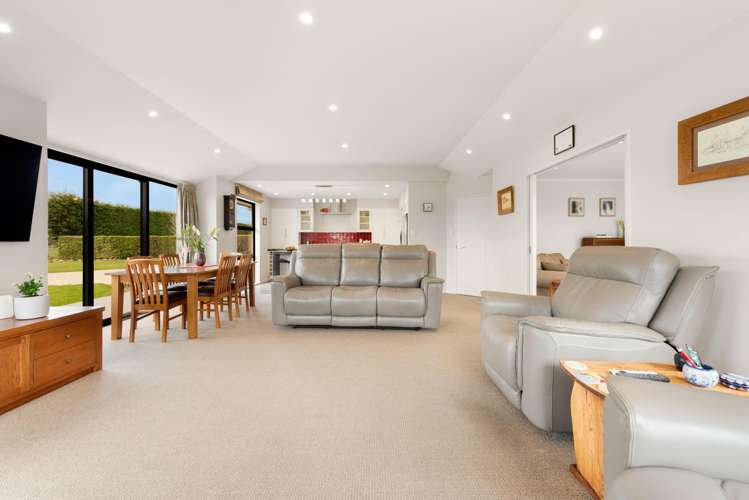 24 McKinnon Road Edendale_11