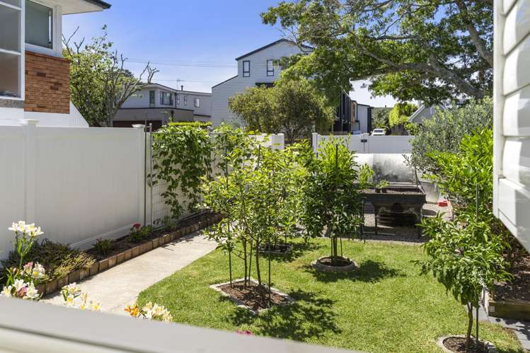 2/15 Cornwall Park Avenue Epsom_16