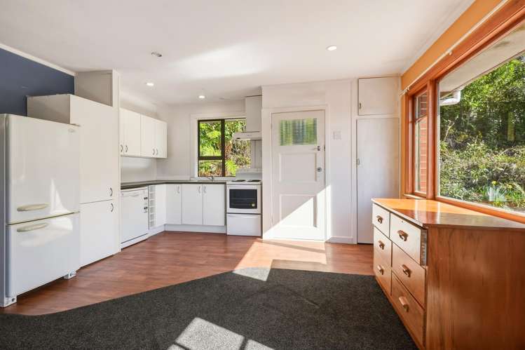 10 Tui Street_4