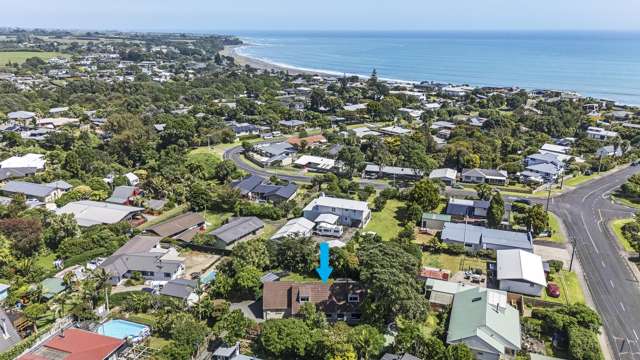 1138 South Road Oakura_2