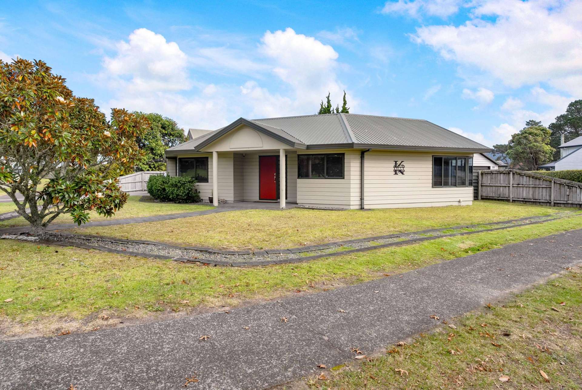 2 Lake Court Pauanui_0