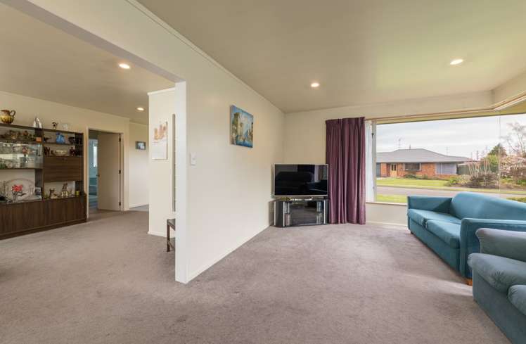 4 Maple Crescent Richmond_9