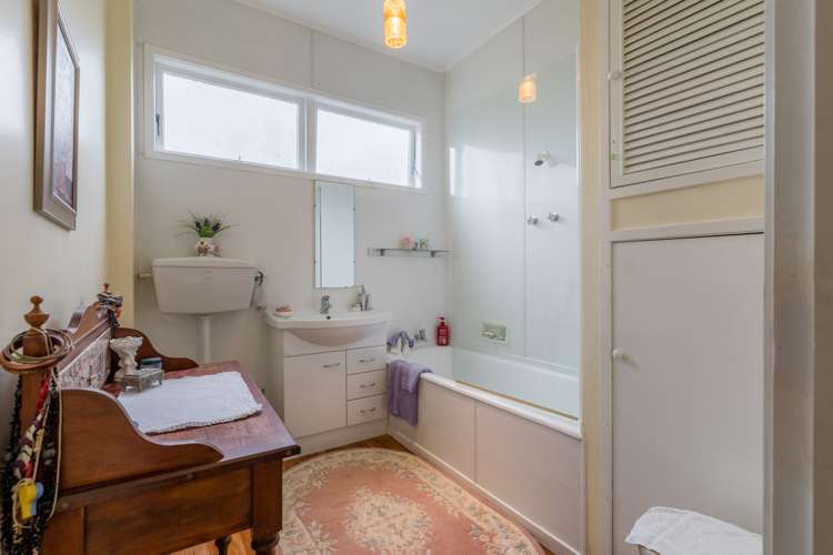 207 Whitney Street Blockhouse Bay_11