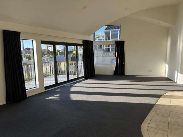 10 Duncansby Road Stanmore Bay_1