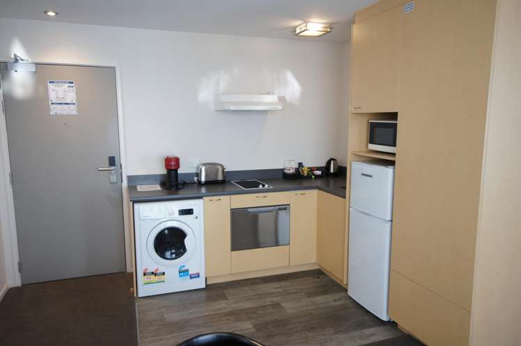 22B/113 Worcester Street_5