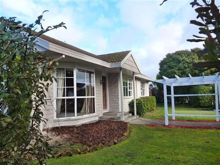 57 Kirk Road Templeton_16