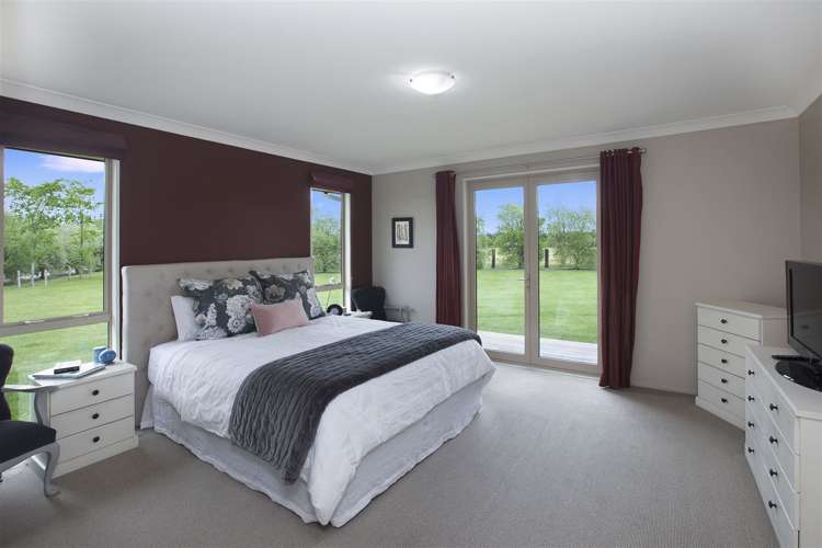 575 Oxford Road Fernside_8