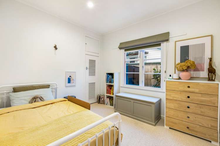 26 Gardner Avenue New Lynn_15