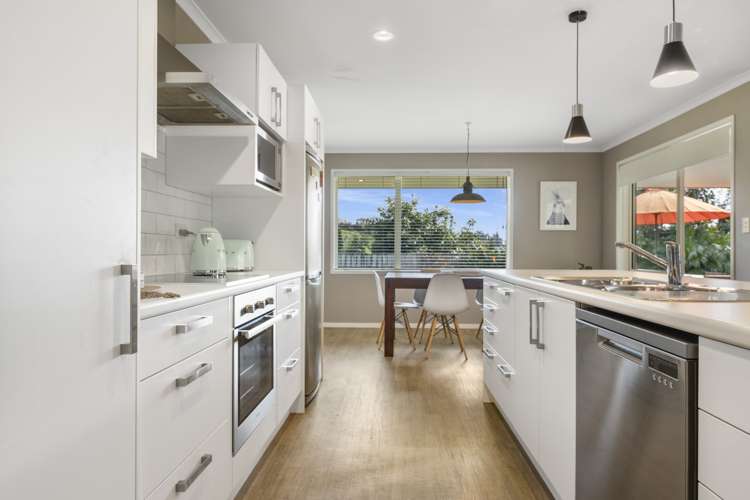 30 Jane Way Hairini_9