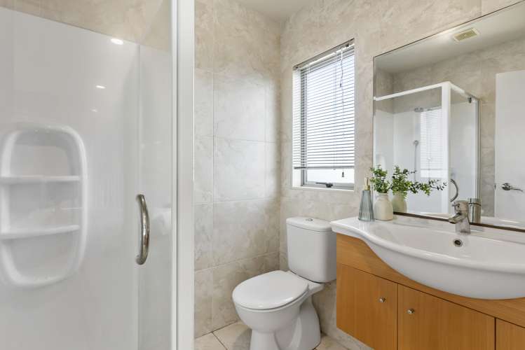 8 Gibbia Way Beachlands_15