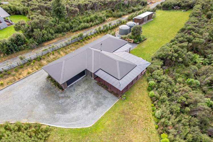 297 Fairview Drive Akatarawa_17