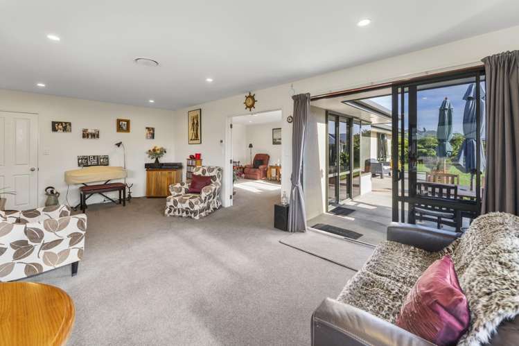 40 Tyree Drive Stoke_5