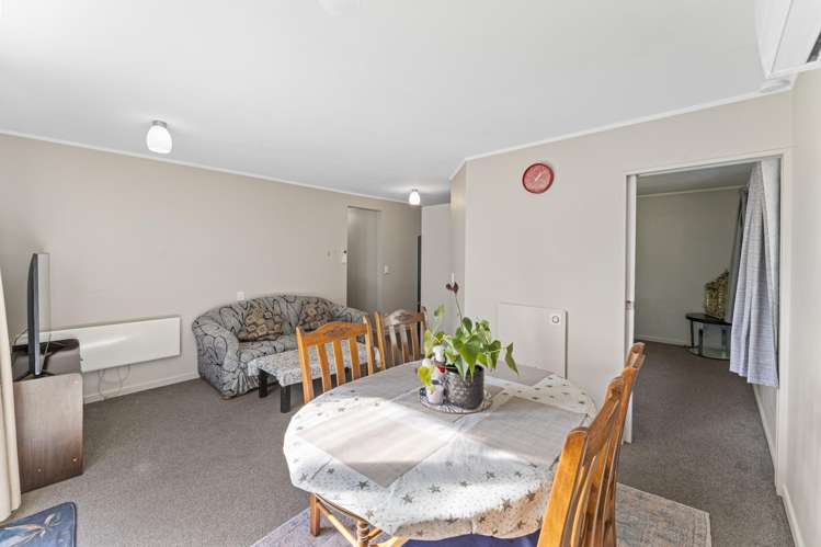 2/8 Cherry Avenue Enner Glynn_11
