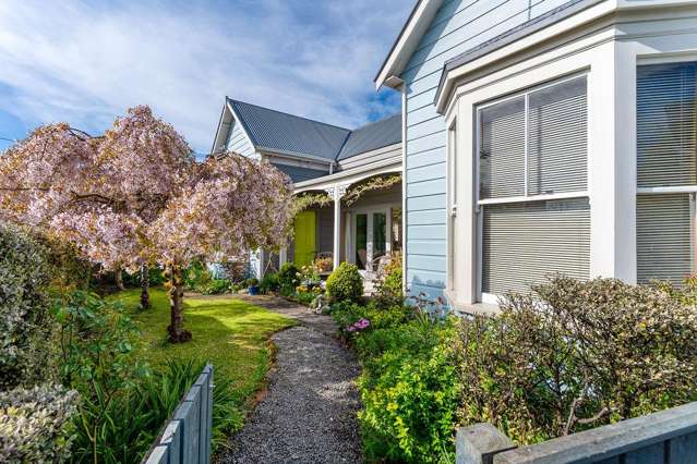 Undeniable Charm...Unbeatable Location