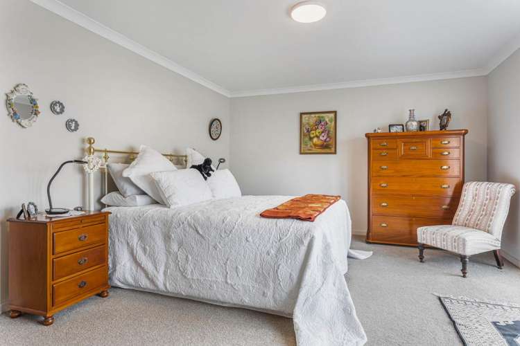 20 Kensington Drive Orewa_12