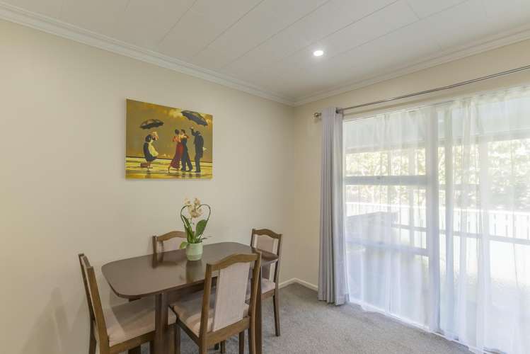 2/13 Linden Avenue Tawa_19