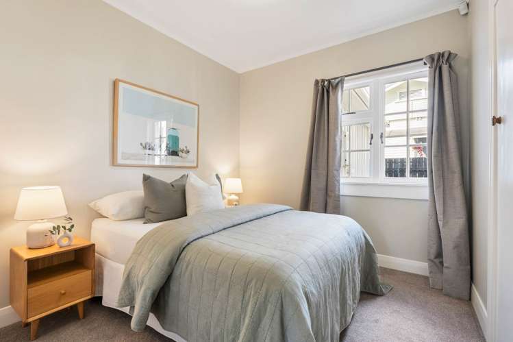 10A Ropata Avenue Pt England_15