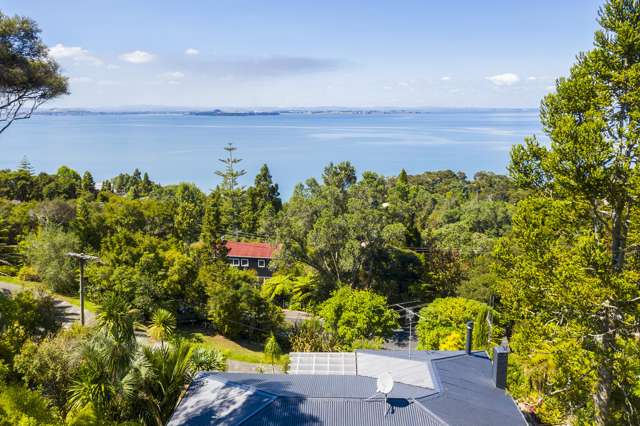 44 Takahe Road Titirangi_1