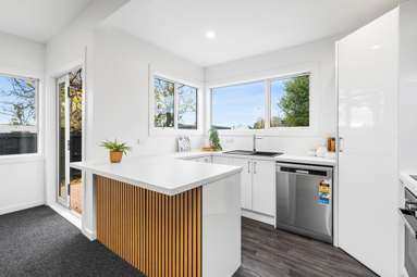 153 MacKenzie Avenue_2