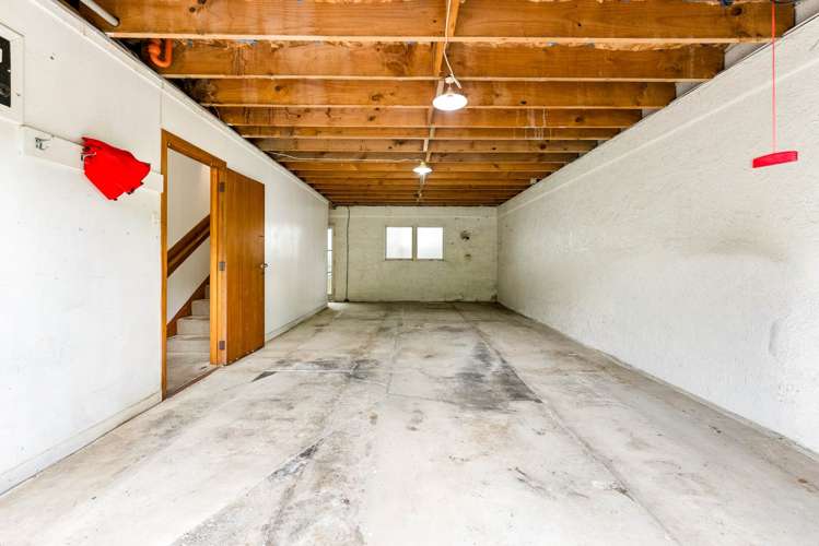 2/5 Braemar Road Castor Bay_10