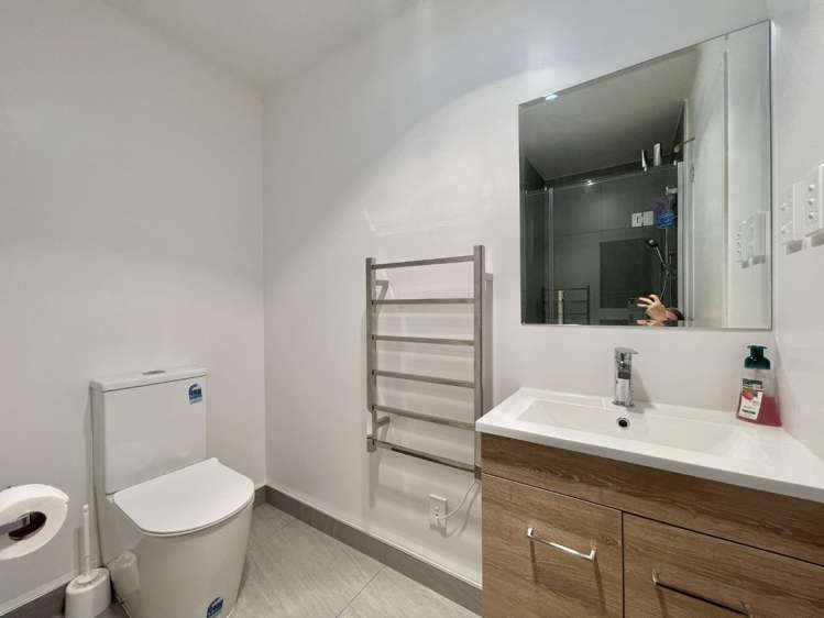 9/144 Titirangi Road New Lynn_9