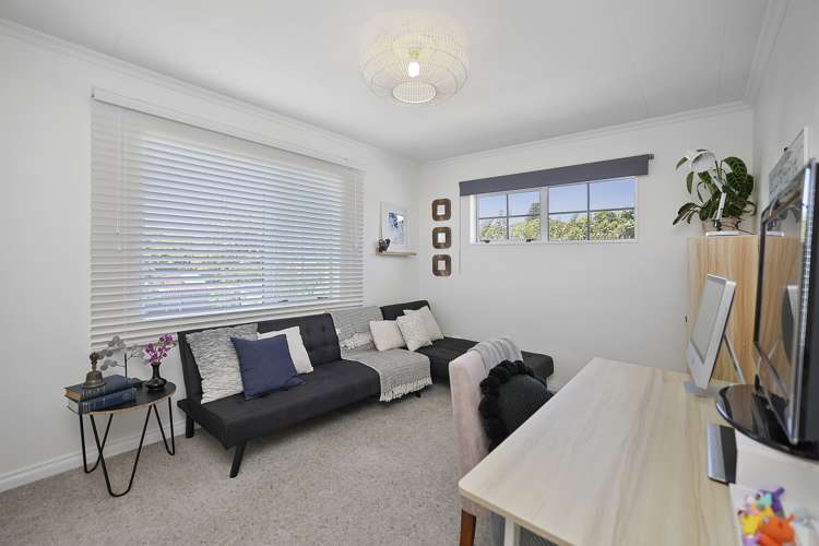 24 Culzean Grove Bell Block_12