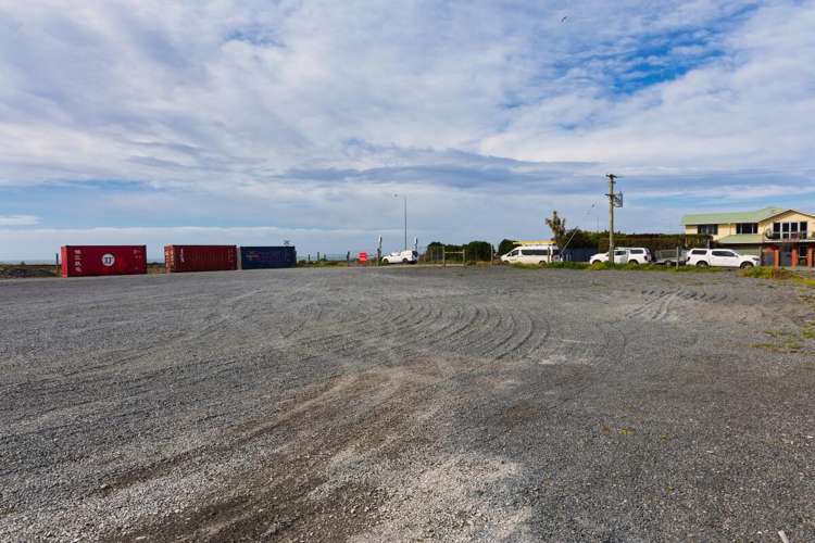 124 - 128  Beach Road Kaikoura_14