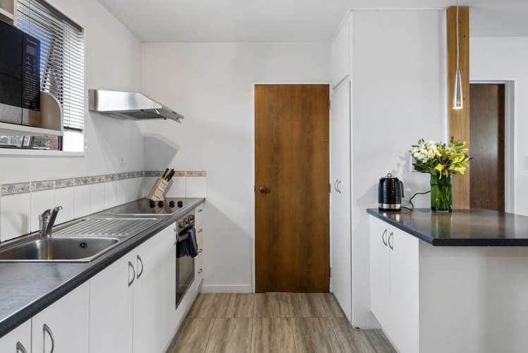 2/36 Sabina Street Shirley_5