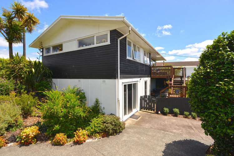 39 Shetland Street Glen Eden_12