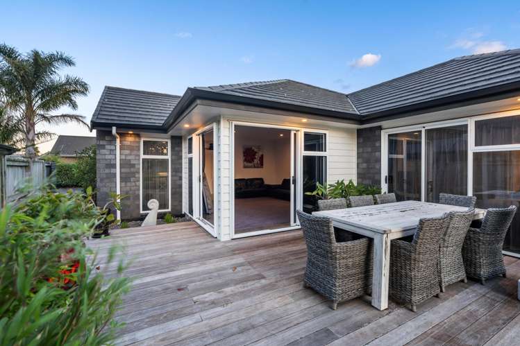 14 Celmisia Retreat Papamoa Beach_23