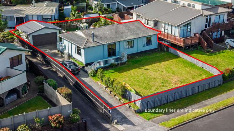 185 Carnoustie Drive_1