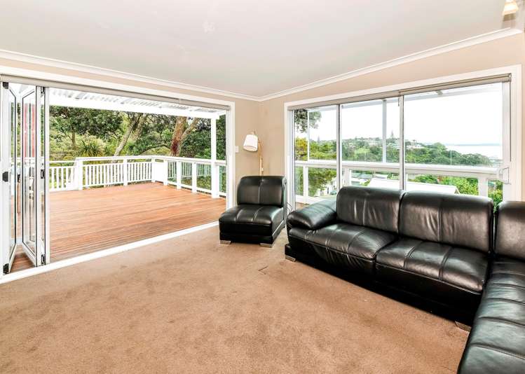 8 Rewa Road Maraetai_5