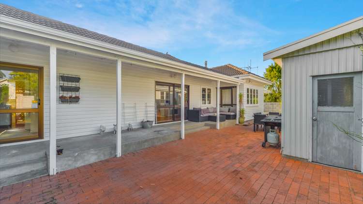 16 Strowan Avenue Fairfield_11