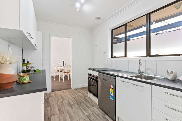 2/417 Ellerslie-Panmure Highway Mt Wellington_6