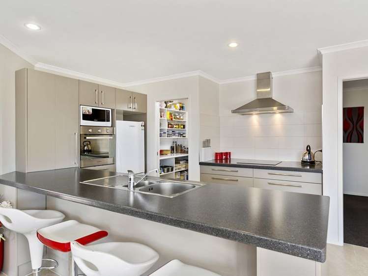 33 Merlot Drive Pyes Pa_22