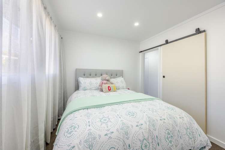 86 Wycliffe Street Onekawa_13