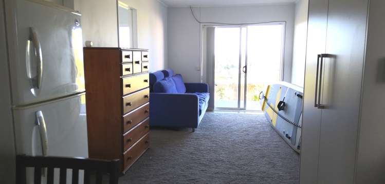 2/401 East Coast Road Mairangi Bay_23