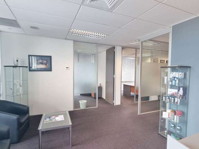 Unit G1/27 William Pickering Drive Rosedale_2