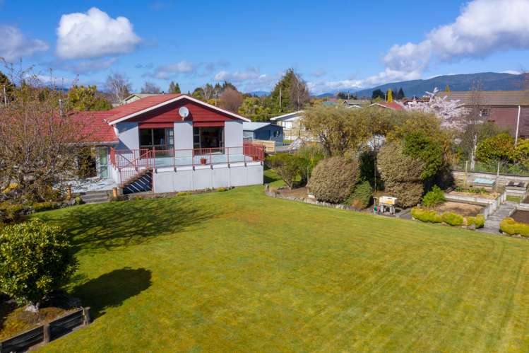 44 Howden Street Te Anau_24