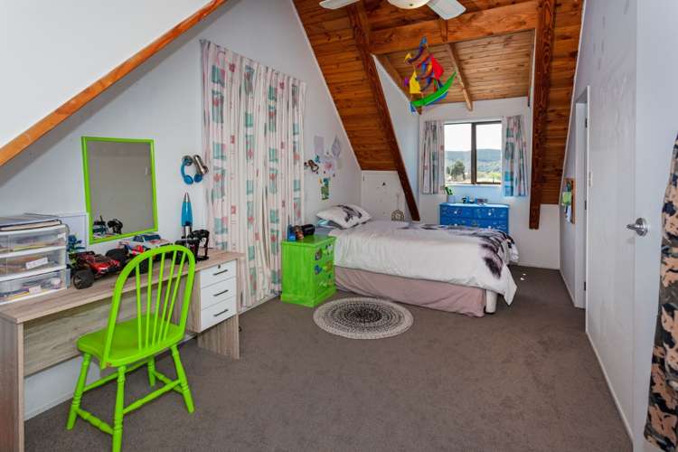 129 Lorraine Place Whangamata_11